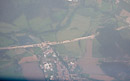 10.08.2010 Blick aus einem Flugzeug auf die Brücke